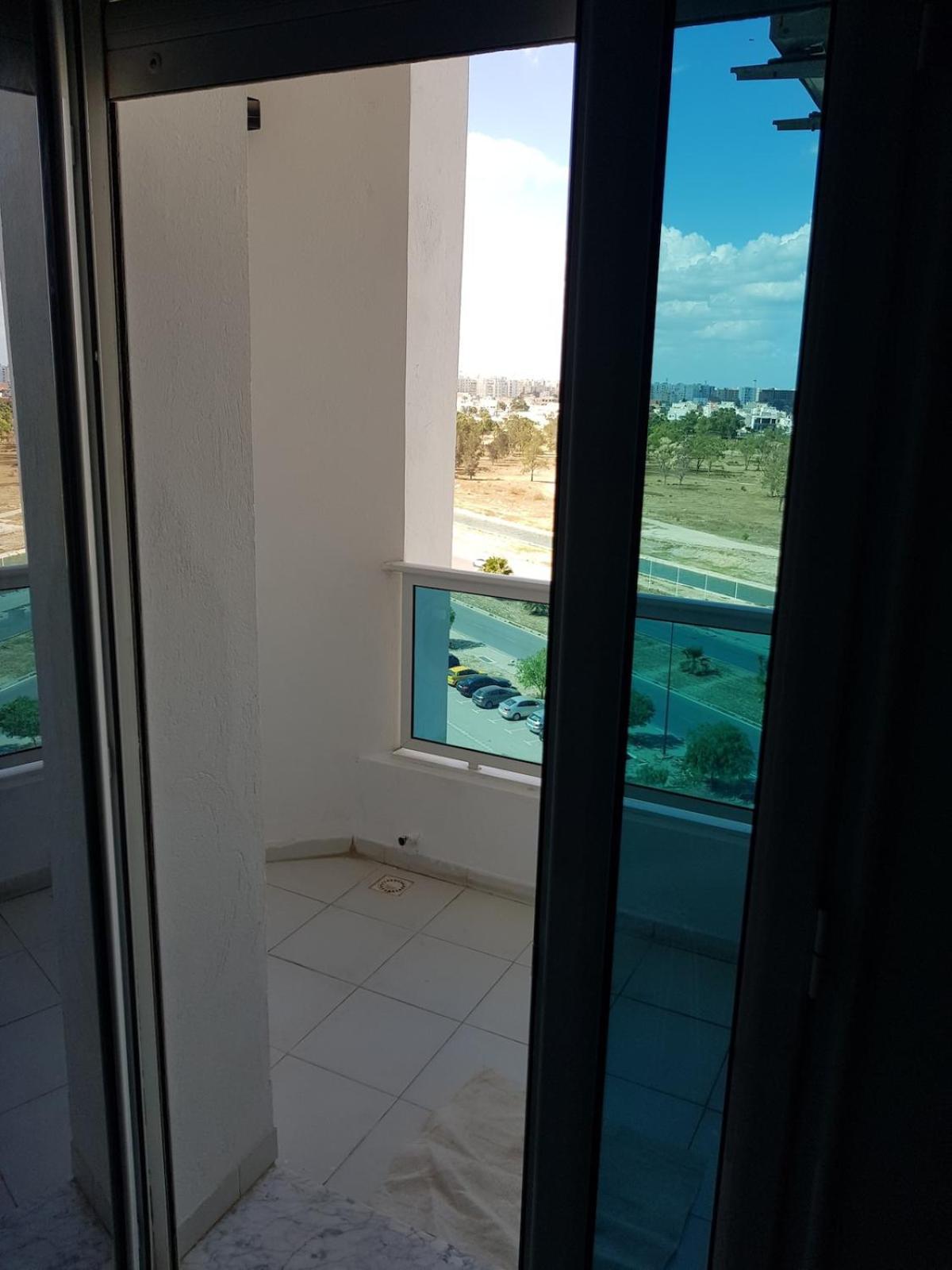 Appartement Cosy And Charming Close To Tunisia Mall Lac2 Tunis